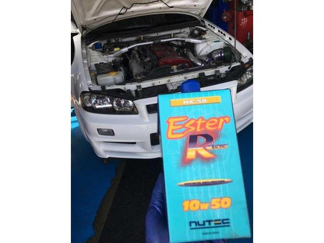 日産　スカイライン　エンジンオイル＆エレメント　ＮＵＴＥＣ　ＮＣ５０　１０Ｗ５０　交換　整備　修理　整備工場　修理工場　車検　点検　任意保険　茨城　龍ヶ崎　取手　牛久　つくば　つくばみらい　守谷　稲敷　ＮＵＴＥＣ