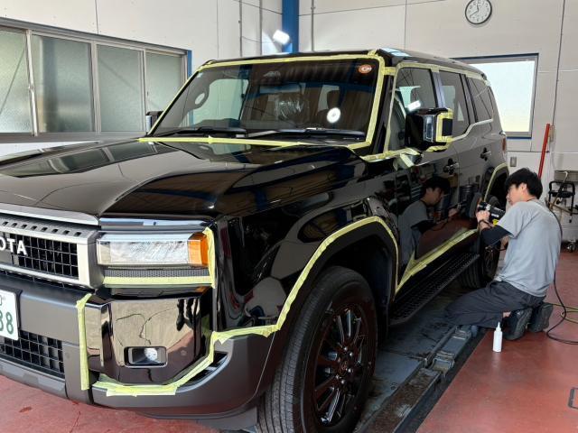 トヨタ　ランクル250　コーティング・磨き　　ソフト99　リアルガラスコート　新車　下地処理　カーセキュリティ取付け