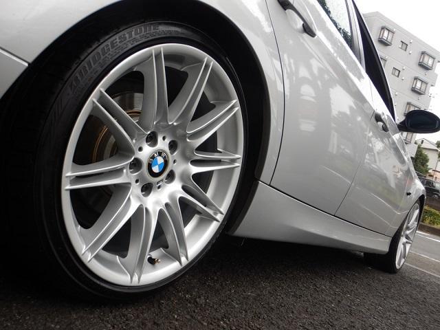 ＢＭＷ　３シリーズツーリングにＭスポーツオプション１９インチ純正を試着してみました！
ＢＭＷ純正ダブルスポーク２２５Ｍ　１９インチ