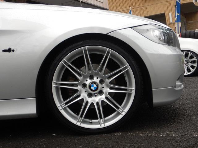 ＢＭＷ　３シリーズツーリングにＭスポーツオプション１９インチ純正を試着してみました！
ＢＭＷ純正ダブルスポーク２２５Ｍ　１９インチ